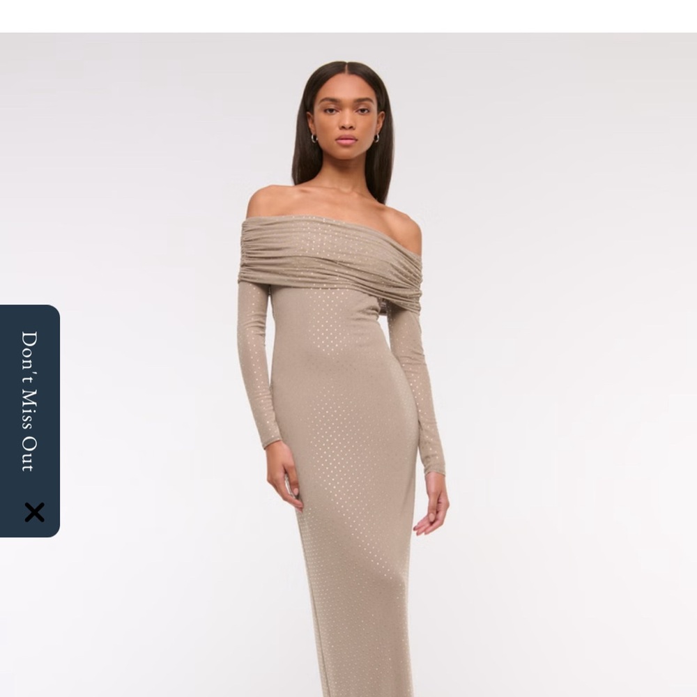 Abercrombie & Fitch Off-Shoulder Beige Dress
